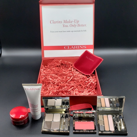 Clarins Fall Makeup Set - Picture 3 of 3